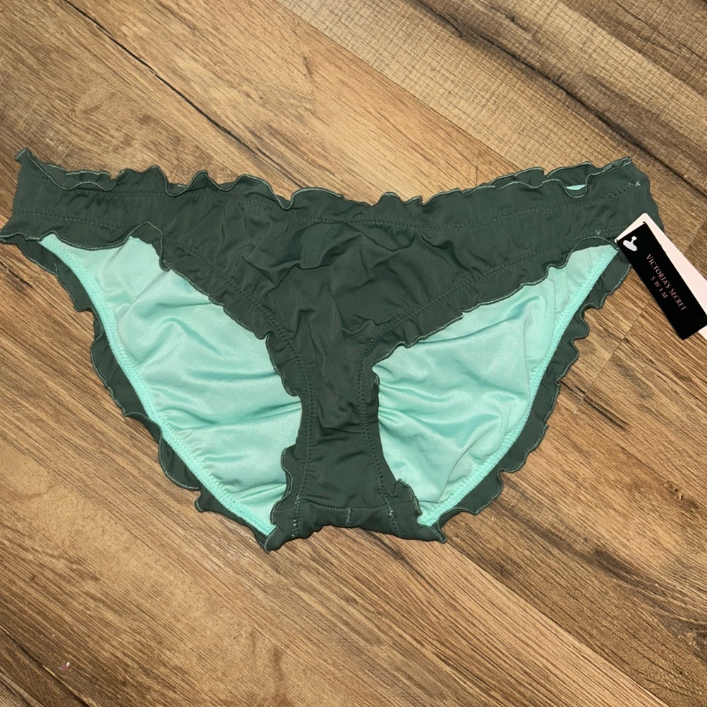 Victoria’s Secret swim bottom M